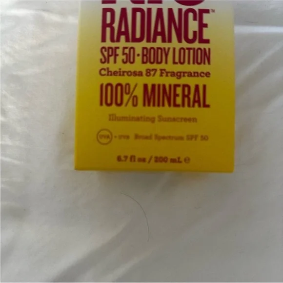 Sol de Janeiro Radiance SPF 50 Mineral Lotion - Picture 2 of 7